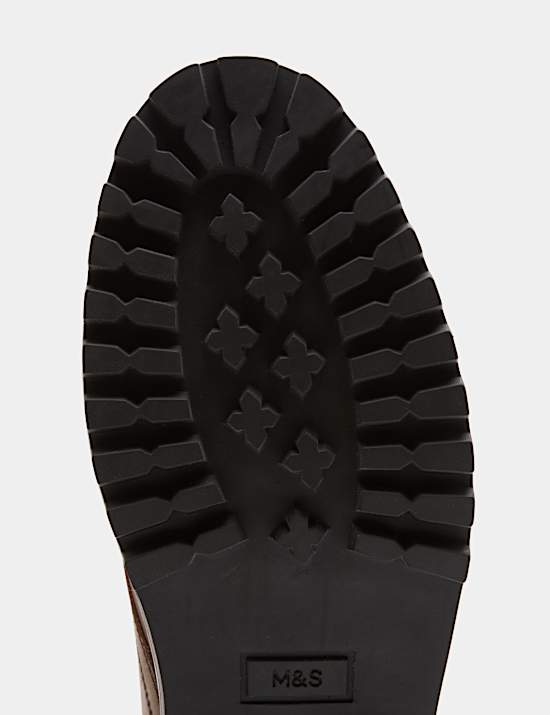 Gum Sole Cleated Chukka Boots