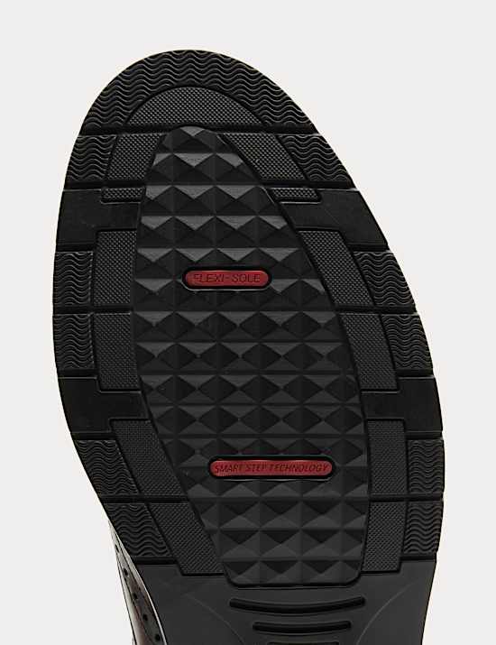 Wide Fit Airflex ™ Leather Brogues