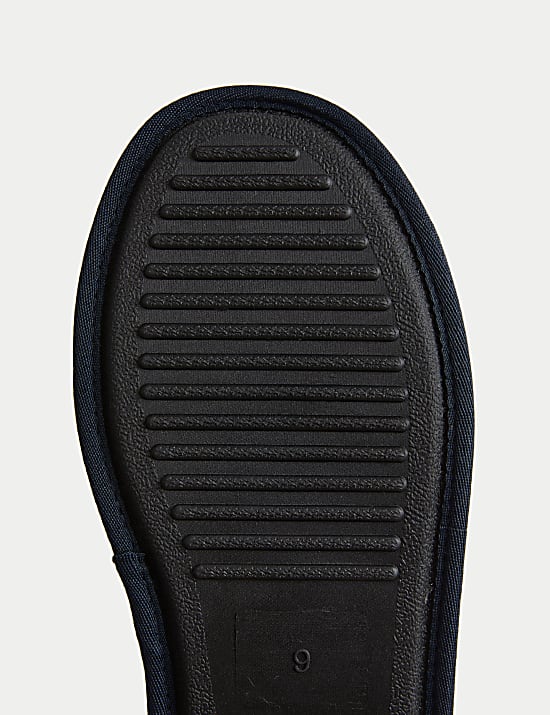 Ριγέ παντόφλες με Freshfeet™