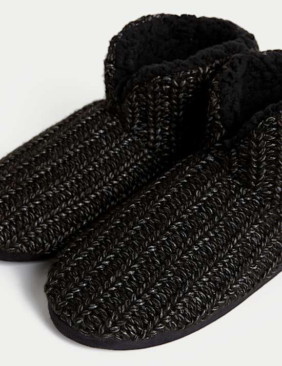 Chaussons montants en maille torsad&eacute;e, dot&eacute;s de la technologie Freshfeet&trade;