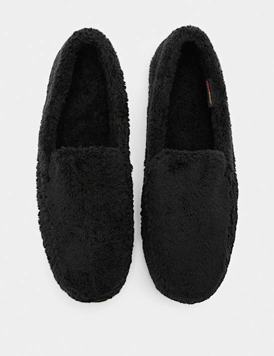 Chaussons style mocassins, dot&eacute;s de la technologie Freshfeet&trade;