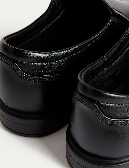 Zapatos peep toe sin cordones con puntera cuadrada