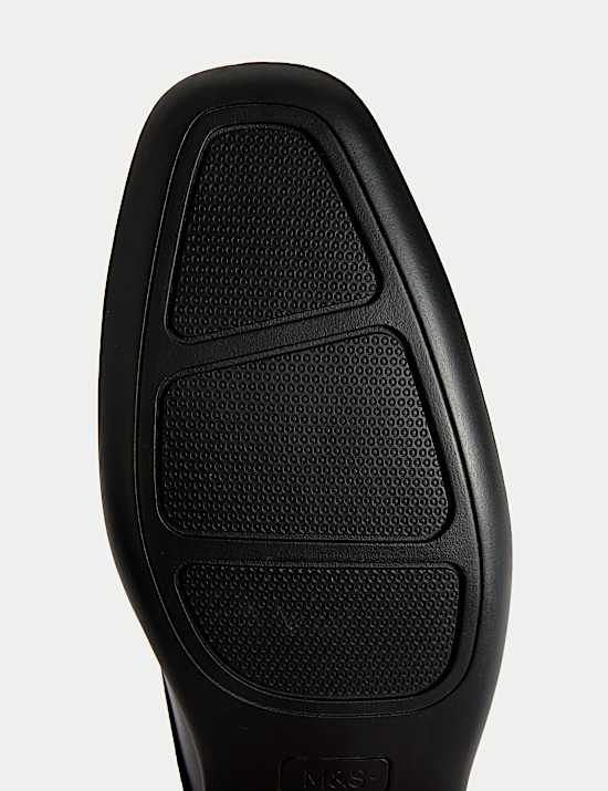 Zapatos peep toe sin cordones con puntera cuadrada