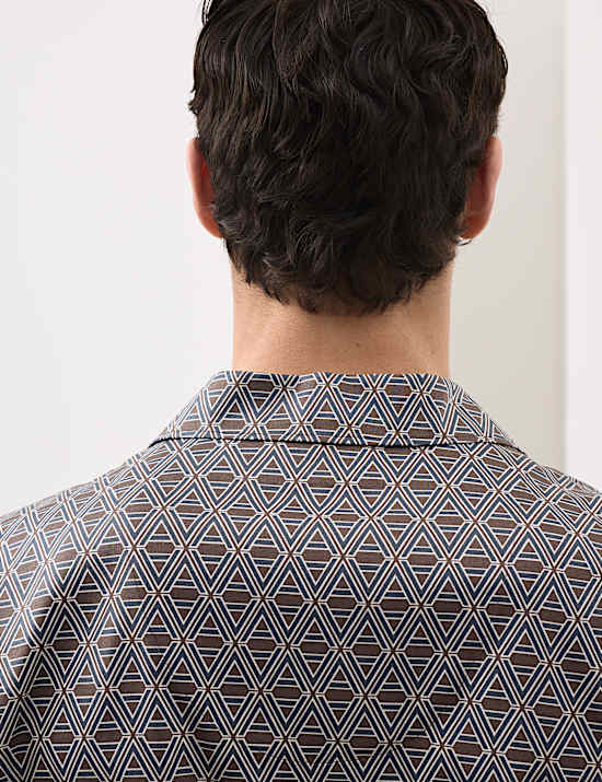 חולצת פיג'מה מבד עשיר בכותנה בהדפס