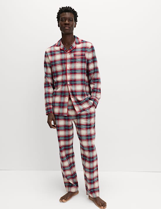 V&aacute;nočn&iacute; kostkovan&aacute; dom&aacute;c&iacute; pyžamov&aacute; souprava z čist&eacute; bavlny