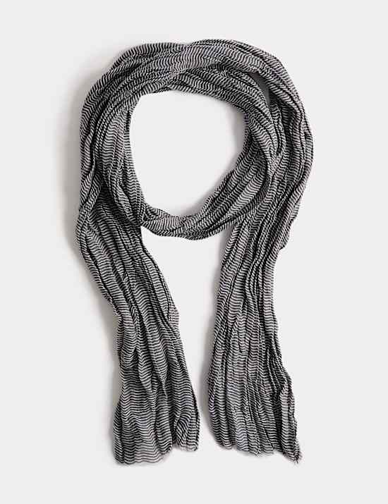 &Eacute;charpe &agrave; rayures