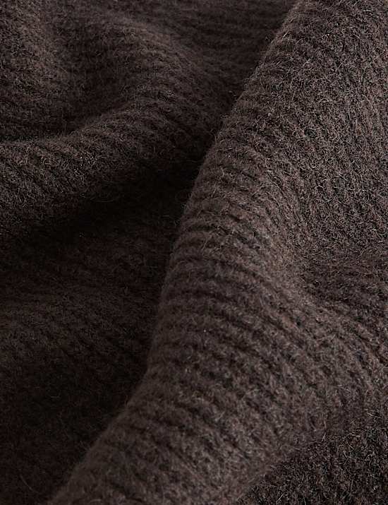 Ribbed Scarf With Wool