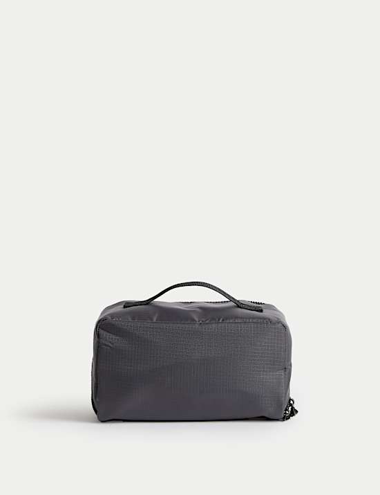 Νεσεσέρ Stormwear™