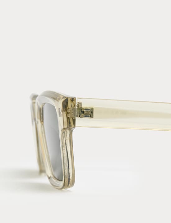 Lunettes de soleil polaris&eacute;es &agrave; monture en D