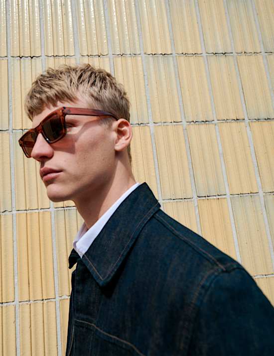 Chunky D-Frame Polarised Sunglasses