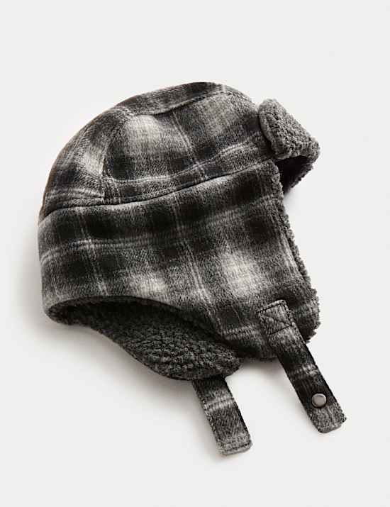 Kostkovaná lovecká čepice