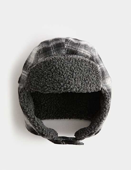 Kostkovaná lovecká čepice