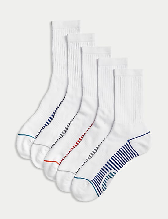 5pk Freshfeet&trade; Cushioned Sports Socks