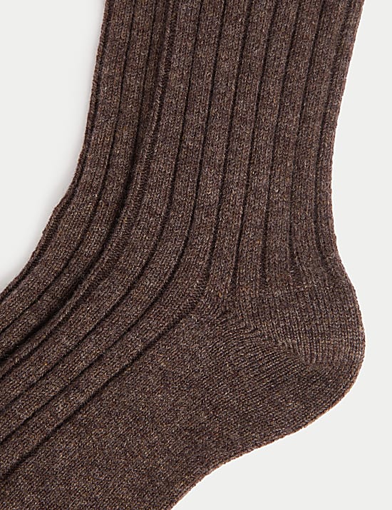 Κάλτσες με ραβδώσεις και υψηλή περιεκτικότητα σε κασμίρι