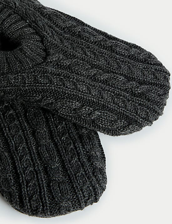 Cable Knit Slipper Socks