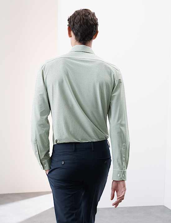 Tailored Fit Stretch Performance Shirt