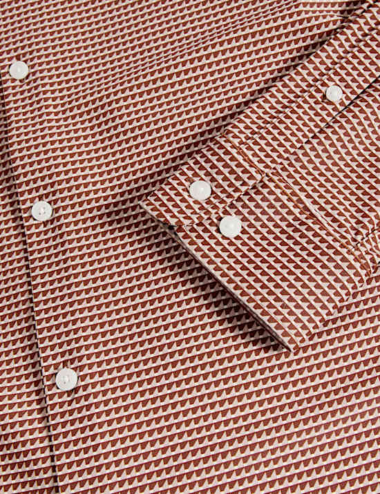 Chemise coupe ajust&eacute;e en tissu extensible Performance