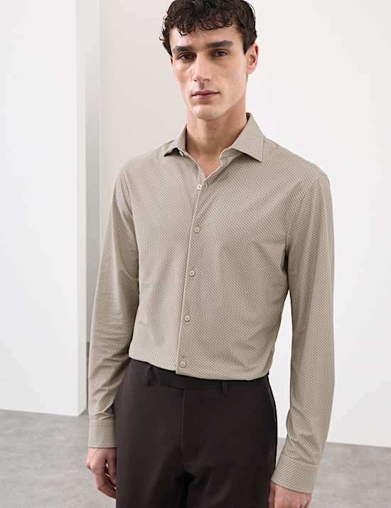 Tailored Fit Stretch Performance Shirt