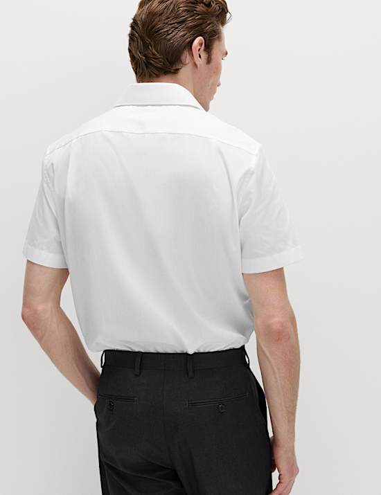 2er-Pack b&uuml;gelleichte Hemden mit normaler Passform