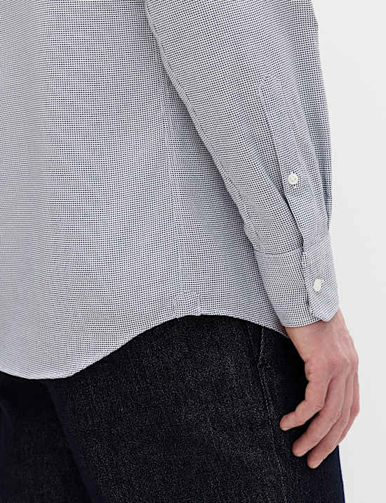 Camisa texturizada ajustada de planchado f&aacute;cil de algod&oacute;n premium