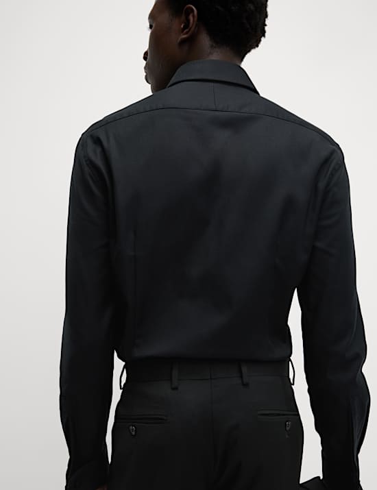 Keperen overhemd van luxe katoen met dubbele manchet en slanke pasvorm