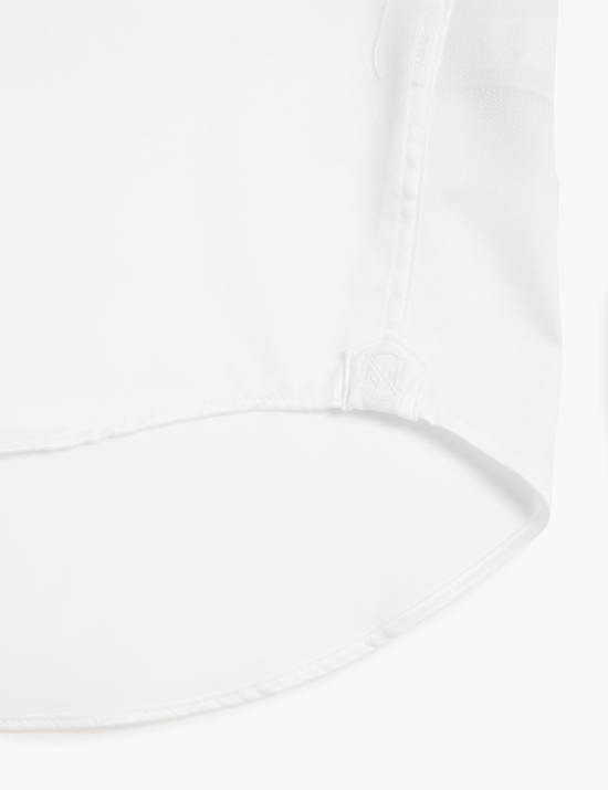 Košilové šaty mírně zúženého střihu z luxusní bavlny s dvojitou manžetou