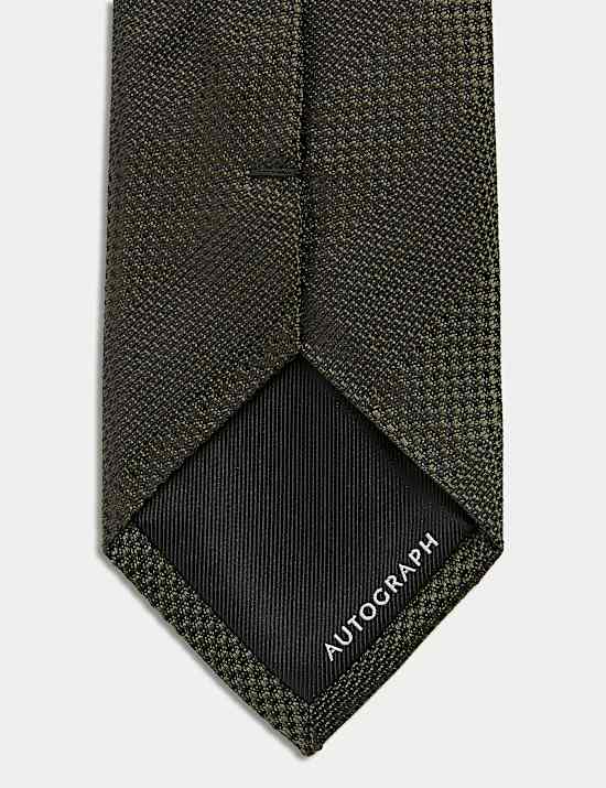 Cravate 100 % soie à rayures texturées