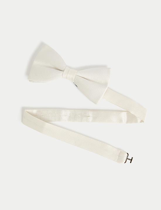 Ties & formal accessories