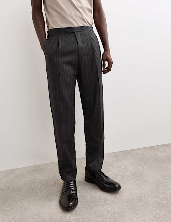 Pantalon van Italiaanse wol met krijtstreep