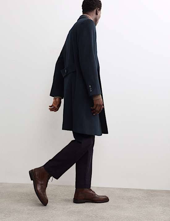 Manteau en mélange de cachemire et laine italienne à revers