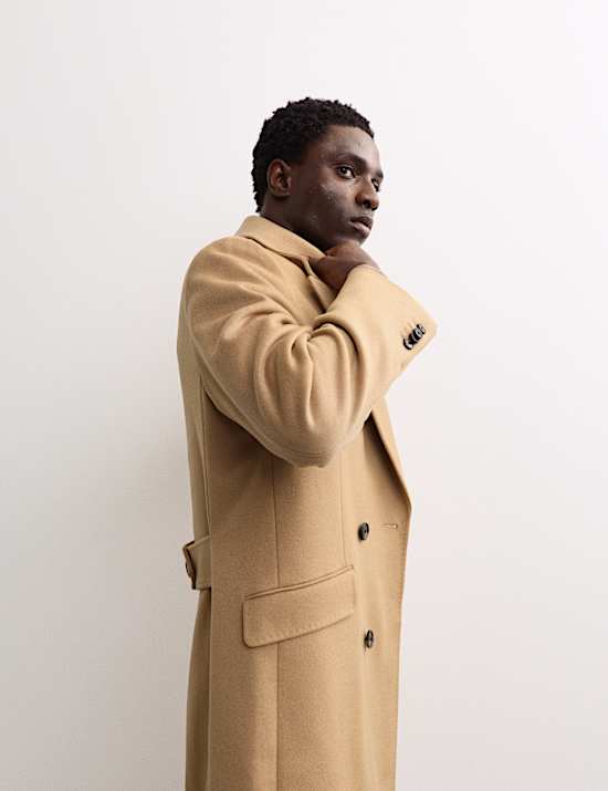 Manteau en mélange de cachemire et laine italienne à revers