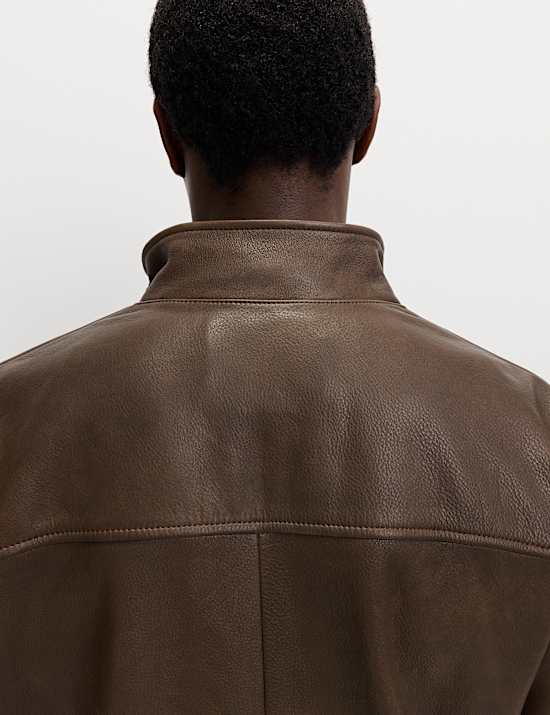 Bikerjacke aus Leder mit Trichterkragen