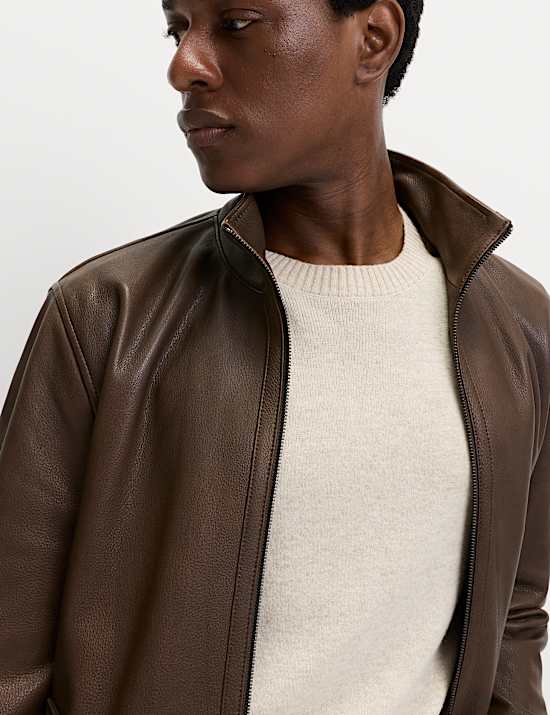 Bikerjacke aus Leder mit Trichterkragen