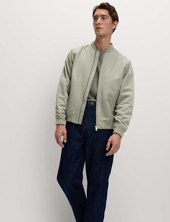 Cazadora bomber de satén