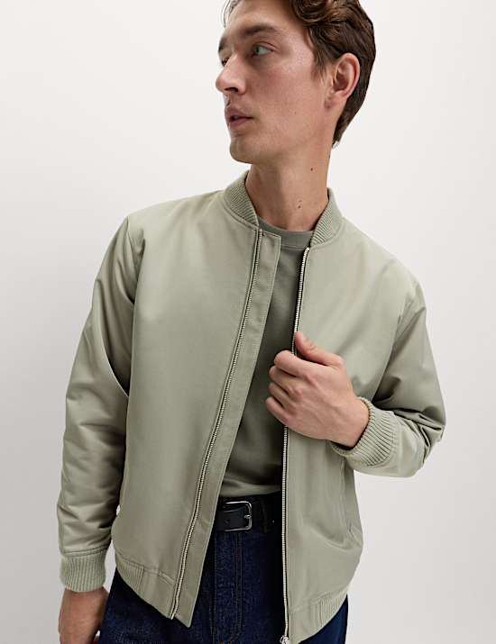 Cazadora bomber de satén