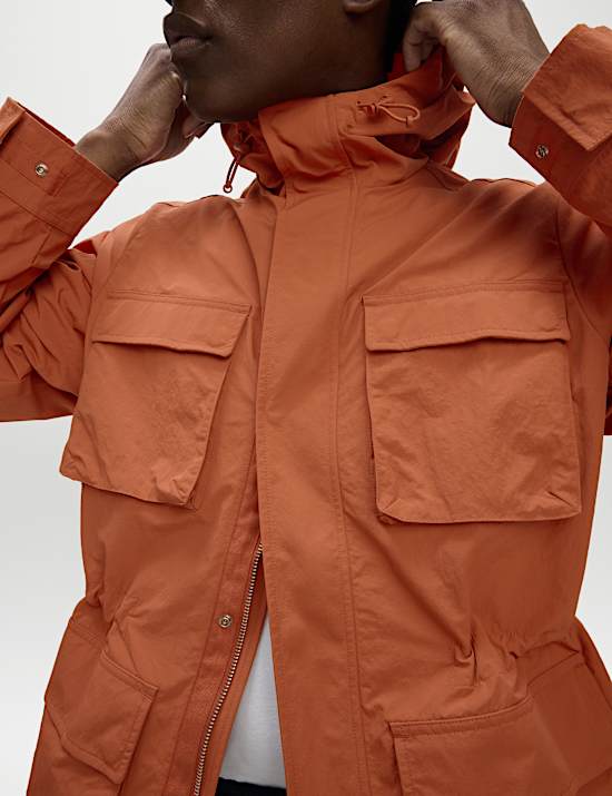 Feldjacke mit Kapuze und 4 Taschen