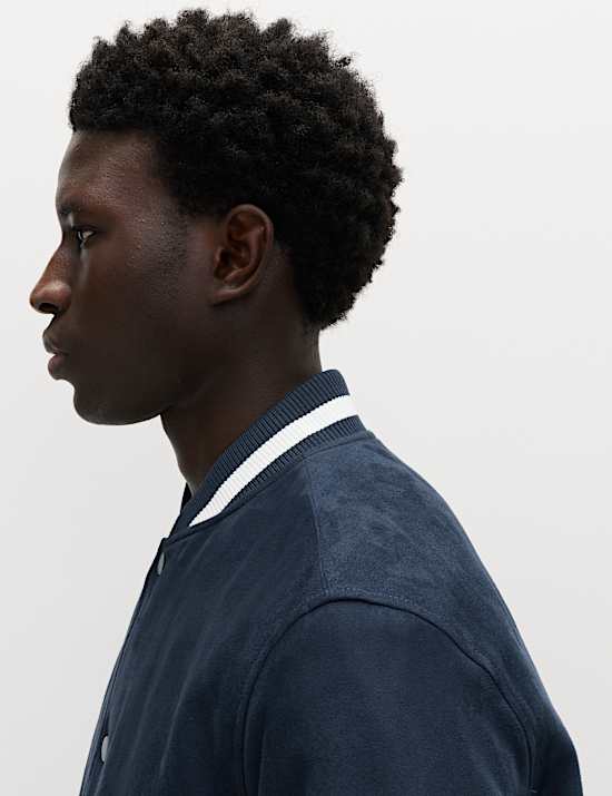 Gef&uuml;tterte Bomberjacke in Wildlederoptik