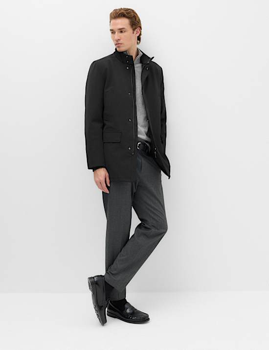 Technical Funnel Neck Mac