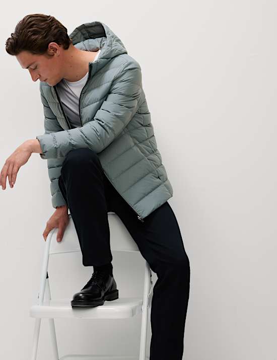 Ελαφρύ τζάκετ με επένδυση από φτερά και πούπουλα