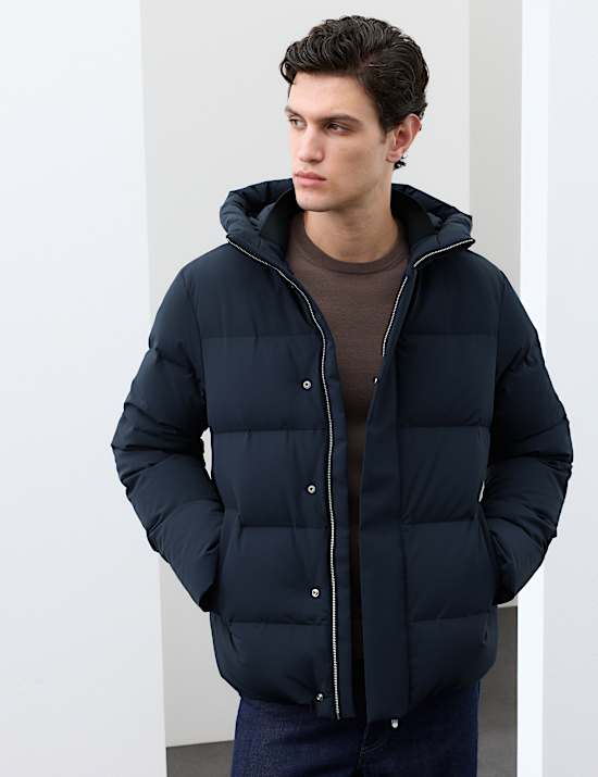 Coats & jackets