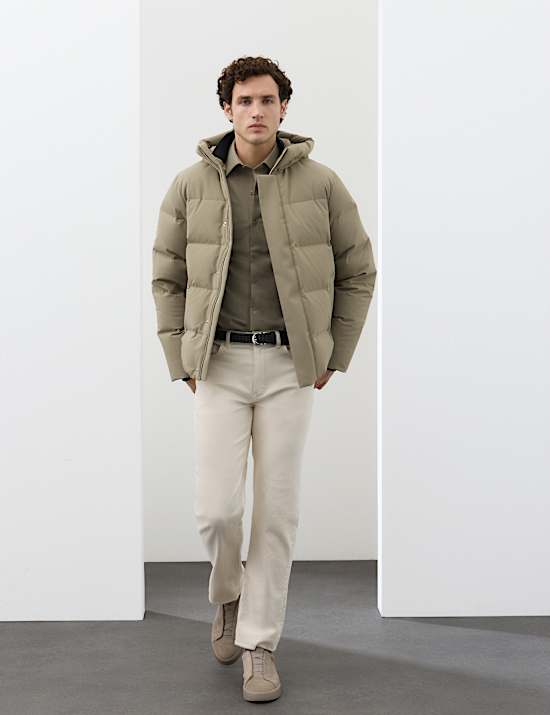 Chaqueta acolchada de pluma y plum&oacute;n con Stormwear&trade;