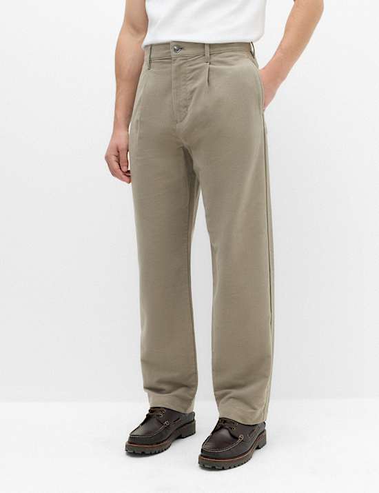 Casual trousers & chinos