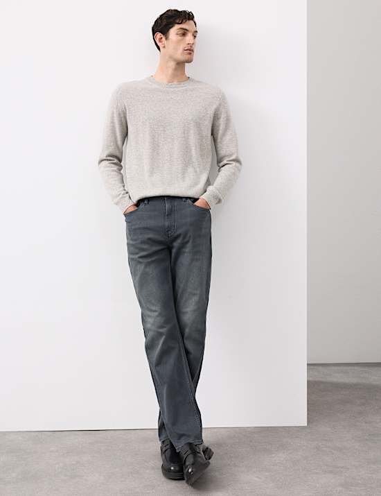 Jeans aus weichem italienischen Denim mit gerader Passform