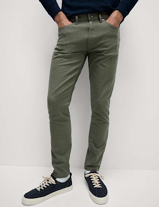 Jean coupe cintr&eacute;e extensible avec flexibilit&eacute; &agrave; 360 degr&eacute;s