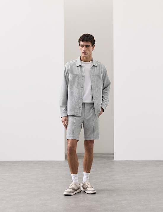 Smart Seersucker Stretch Shorts