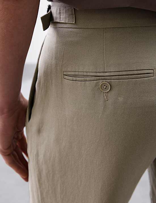 Cotton Linen Blend Single Pleat Shorts