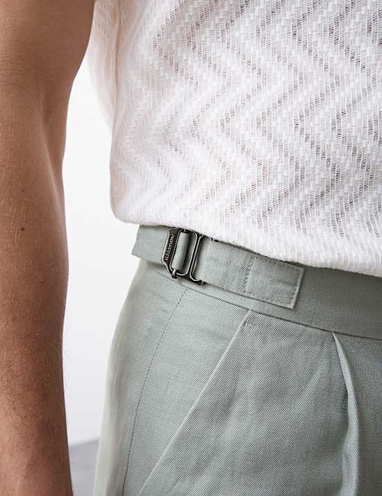 Cotton Linen Blend Single Pleat Shorts