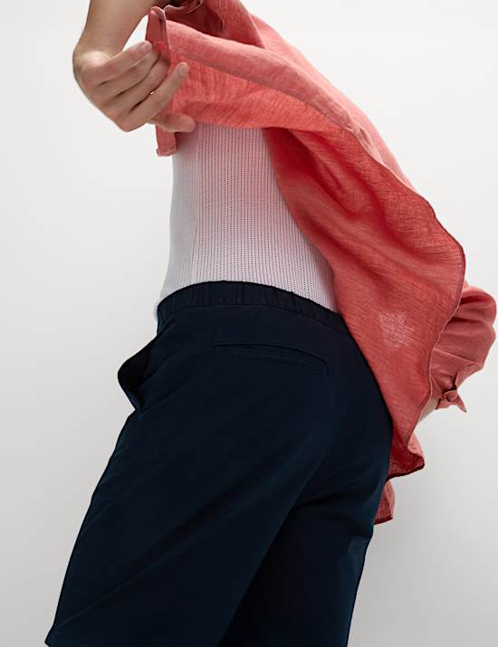 Pantalones cortos con cintura con el&aacute;stico en mezcla de lino de algod&oacute;n