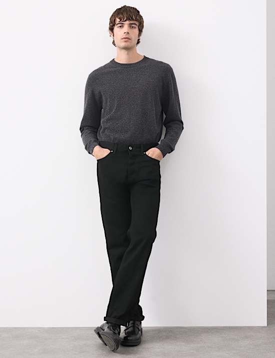 Jeans aus steifem japanischen Selvedge-Denim mit gerader Passform