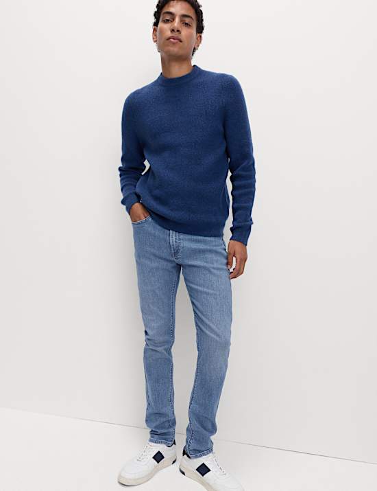 Schmal geschnittene Stretch-Jeans